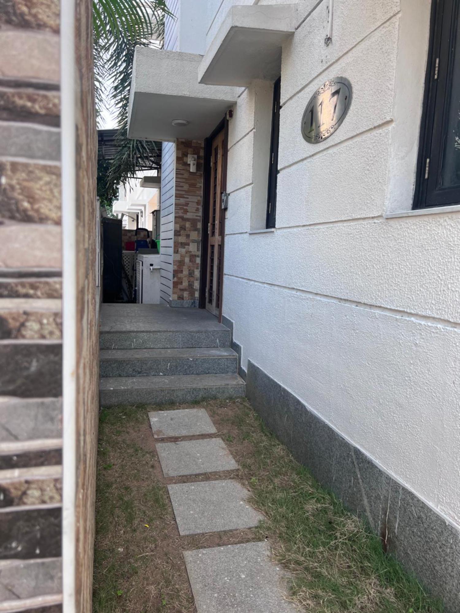 Villa 117 Prestige Silver Springs Chennai Bagian luar foto