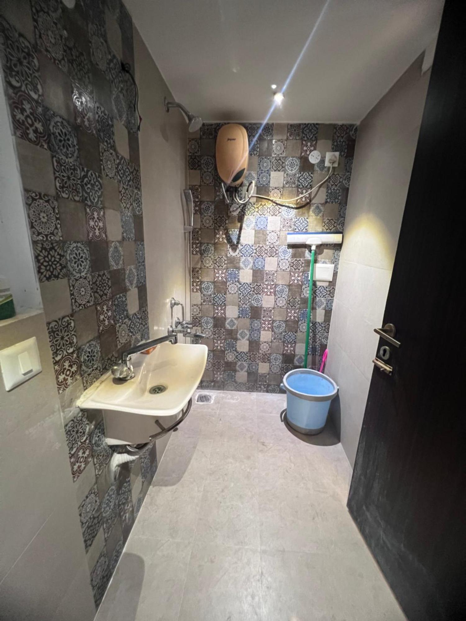 Villa 117 Prestige Silver Springs Chennai Bagian luar foto