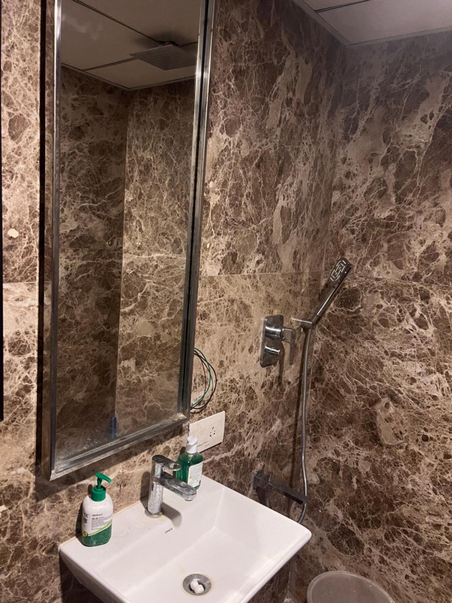 Villa 117 Prestige Silver Springs Chennai Bagian luar foto